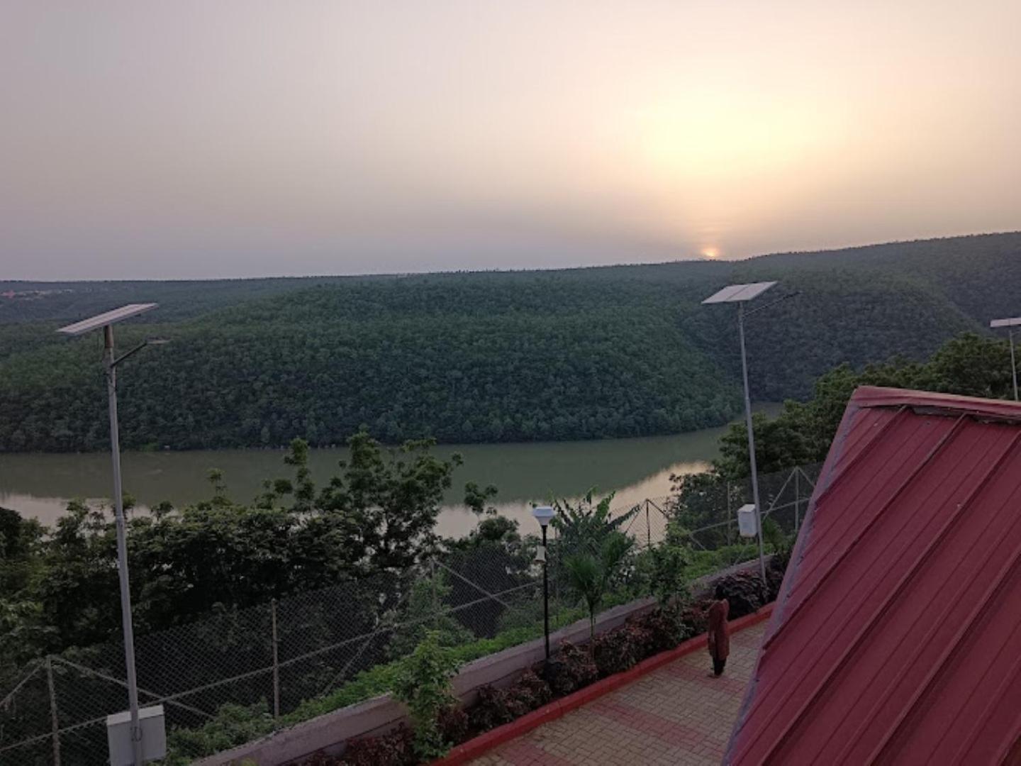 Hotel Haritha , Eegalapenta Srisailam Exteriér fotografie