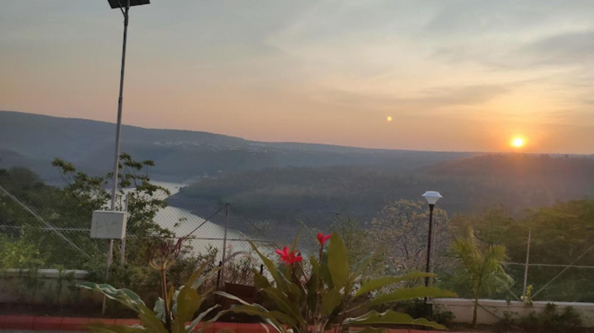 Hotel Haritha , Eegalapenta Srisailam Exteriér fotografie